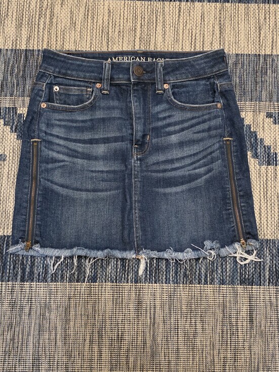 American Eagle Outfitters Dresses & Skirts - American Eagle Outfitters Dark Blue Denim Mini Skirt with Side Zippers Size 2
